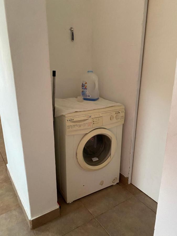 Ganesha Apartment เอสเกล ภายนอก รูปภาพ